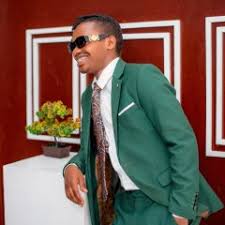 Murumuna wa Diamond Platnumz aje yarakaye Atubwiye ubuzima bwa Meddy na The Ben  muri Amerika