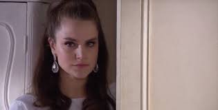 El recuerdo de su infancia que ayudó a Alejandra Araya a entender la locura  de Isabel