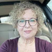 Deborah Lanz's Instagram, Twitter & Facebook