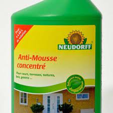 L'anti mousse toiture est un produit désherbant capable d'empêcher pour plusieurs années l'apparition de champignons et/ou lichens sur votre toit. Anti Mousse Concentre Allees Terrasses Murs Toitures 1 Litre A Di