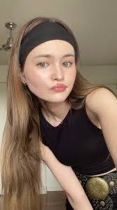 Alisha Dyer's Instagram, Twitter & Facebook