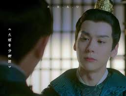 Khưu Khánh Chi và Lý Bính: Bí Mật Từ Vùng Kín