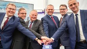 € flossen in den letzten jahren in den umbau des ehemaligen milchwerkes der dmk. We Did It Dmk Group