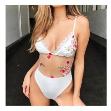 Nah, menariknya nih stylovers, penampilannya langsung banjir pujian dari para netizen di media sosial. Pakaian Renang Wanita Bordir Seksi Pakaian Renang Wanita Bikini Transparan Buy Wanita Bikini Baju Renang Transparan Bikini Wanita Transparan Bikini Product On Alibaba Com