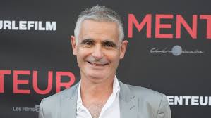 Vidyadhiraj teertha, 76, indian dvaita vedanta spiritual leader, seer of partagali matha (since 1973), cardiac arrest. David Savard Celebre Deux Ans D Amour Avec Un Superbe Cliche Hollywoodpq Com