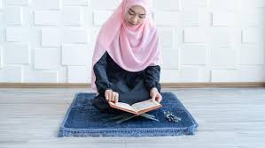 Seseorang harus menimang lelahnya sendiri. 40 Kata Kata Berserah Diri Kepada Allah Tentang Cinta Dan Kehidupan