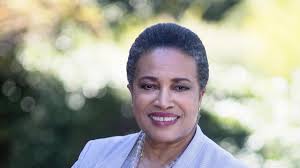 Microsoft exec Joanne Harrell drives change from inside