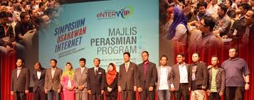 Program mif melibatkan latihan dan one to one coaching dari aspek keusahawanan serta teknikal merangkumi empat (4) segmen dalam industri fesyen iaitu fashion. Mybqf Inugazm