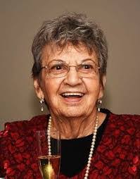 Claire Mayer's Instagram, Twitter & Facebook