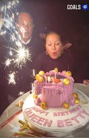 معكم منى الشاذلي | يحل الموسيقار الكبير هانى مهنا ضيفا على الإعلامية منى الشاذلي بصحبة نجلته الفنانة الشابة هنادي مهنا، وخلال اللقاء. Ù‡Ø§Ù†Ù‰ Ù…Ù‡Ù†Ø§ ÙŠØ­ØªÙÙ„ Ø¨Ø¹ÙŠØ¯ Ù…ÙŠÙ„Ø§Ø¯ Ø²ÙˆØ¬ØªÙ‡ Ø¨ØµØ­Ø¨Ø© Ø§Ø¨Ù†ØªÙ‡Ù…Ø§ Ø§Ù„ÙÙ†Ø§Ù†Ø© Ù‡Ù†Ø§Ø¯Ù‰ ØµÙˆØ± Ø§Ù„ÙŠÙˆÙ… Ø§Ù„Ø³Ø§Ø¨Ø¹