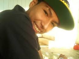 Enrique Macario's Instagram, Twitter & Facebook