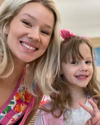 Charlotte Hoffman (@chartron3000) • Instagram photos and videos