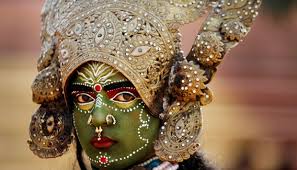 Festival ini diselenggarakan umat Hindu sebagai persembahan untuk Dewa Shiwa. (AP Photo/Channi Anand) - %3Fid%3D267658%26width%3D620
