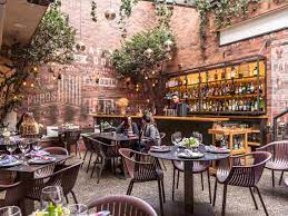 Mira menús, reseñas, fotos y elige entre los horarios de reservación disponibles. Desfile Del 16 De Septiembre Restaurantes Abiertos Donde Ir