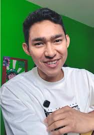 Fernanfloo se Une al Equipo de Basketball