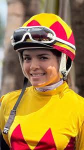 ¡Victoria de Aranguren! 🏇🏻🇻🇪, 📌Johanis Aranguren, la jockey  venezolana, consiguió su primera victoria en Norteamérica a bordo de  “Bourbon State” en el Tampa Bay Downs , 📸📹 Hipismo.Net