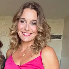 Hey everyone❤️ My daughter has a service dog. We will be going to orange  beach in August. By law, we know she is able to bring him wherever she  goes. Yes, we