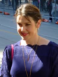 Acclaimed actress melanie lynskey (up in the air, heavenly creatures) stars as amy, a recent divorcée who seeks refuge in the suburban connecticut home of her parents (blythe danner and john. Melanie Lynskey Wikipedia