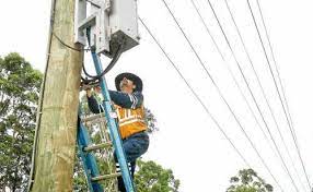 Poweroutage.us is an ongoing project created to track, record, and aggregate power outages across the united states. More Than 2420 Homes And Businesses Without Power Sunshine Coast Daily