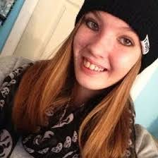 Rhianna Hayes's Instagram, Twitter & Facebook