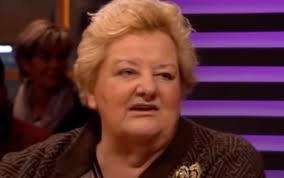 Op 8 juni 2008 werd erica terpstra onderscheiden met de majoor bosshardt prijs voor 'haar uitzonderlijke verdiensten voor de nederlandse samenleving'. 3igwdy6w788kpm