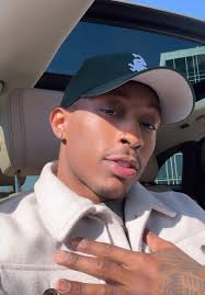 Engagement Ideas and Dating Advice from Lost LoverBoy