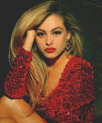 Entre escándalos y deudas, paulina rubio llega a sus 50 años. Oh Yeah Pop Paulina Rubio 1991