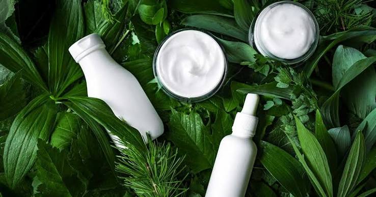 Mỹ phẩm hữu cơ và ưu nhược điểm khi sử dụng | Mediworld