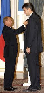 Other body measurements include a body weight. How Did Putin Become President Of Russia At 5 7 Quora