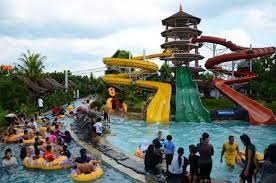 Lihat 40 foto dan 5 tips dari 341 pengunjung ke water splash. Gosumbar Com Menpar Arief Yahya Mudik Ke Tasik Ini 10 Tempat Pilihan Untuk Liburannya