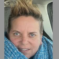 Alyson Ray's Instagram, Twitter & Facebook