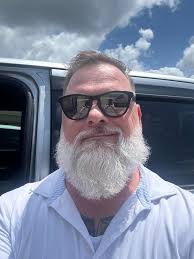 leah hackett hanson today