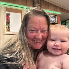 Anyone lost a peacock 🦚 it's at the flats in epperstone x