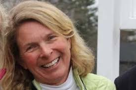 Paula Tracy's Instagram, Twitter & Facebook