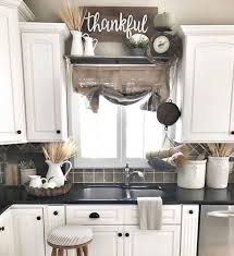 best kitchen wall decor ideas & designs
