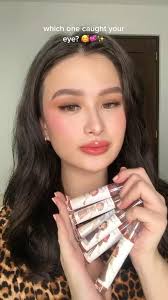 Stay glossy, stay gorgeous! 💋 Dearglosses at ₱229 each. Grab yours now!  💕✨🪩