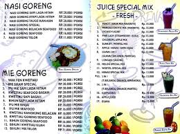 Selain mie sop di sini kamu juga bisa memesan ayam goreng cocol gurih dengan. Wajir Seafood Menu Medan Crazfood