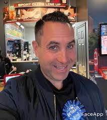 David Posner's Instagram, Twitter & Facebook