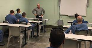 Graceville correctional facility address 5168 ezell rd. Legislators Quietly Dish No Bid 3 Million Contract To Private Prison Group Miami Herald