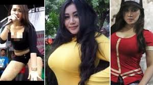 Check spelling or type a new query. Enam Penyanyi Dangdut Ini Suka Tampil Hot Saat Manggung Bikin Mata Pria Merem Melek Tribun Jogja