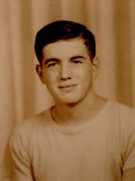 Robert Fecht's Instagram, Twitter & Facebook