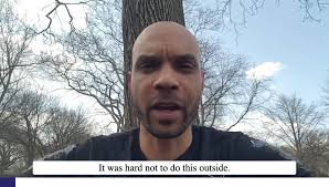 Is it safe to lift in running shoes? The answer might surprise you..🤔😧