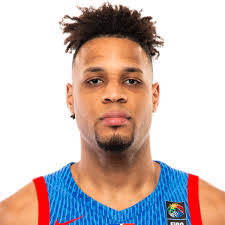 Luis Gruber's Instagram, Twitter & Facebook