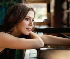 Pianist Alexandra Joan Plays Beethoven And Mozart Concertos With Semplice Players, at Bargemusic