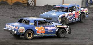 Eiter sweeps Pure Stocks