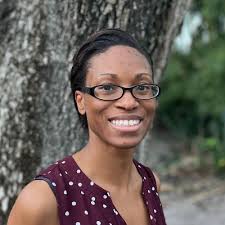 Vanessa Dyer, RDN • The Customer Digest