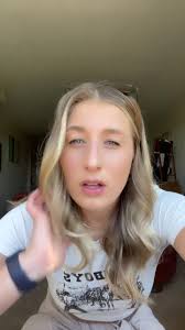 Veronica Gruett's Stylish OOTD Inspiration