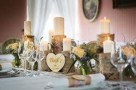 Die schönsten beispiele für eure tischdeko hochzeit in den verschiedensten stilrichtungen, blumensorten und farben. Vintage Tischdeko Hochzeit Individuell Namenschilder Tischnummer Spitze Jute Holz Holzst Tischdeko Hochzeit Vintage Tischdekoration Hochzeit Tischdeko Hochzeit