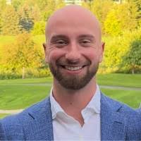 300+ Profile mit dem Suchbegriff „Rector“