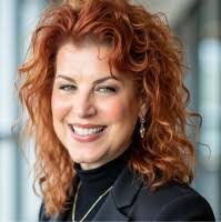 Jana Gates's Instagram, Twitter & Facebook